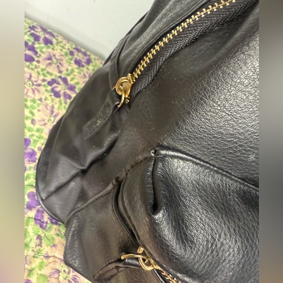 Rampage Backpack with Metal Cat Handle - Picture 8 of 15